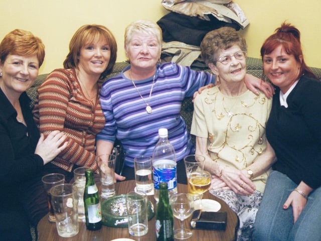Margaret McSwine, Margaret Leonard, Barlo King, Ellen Barr and Siobhan Cullen pictured at the PO Club.