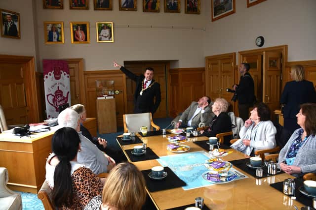 Ladies Ancient Order of Hibernians Sister and frequent visitor to Derry Kathleen Savage being recieved by Mayor of Derry/Strabane Ruairí McHugh in the Guildhall.