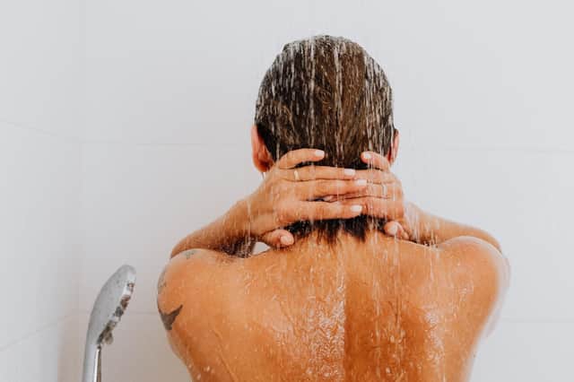 Taking a cold shower can bring benefits (photo: Pexels)
