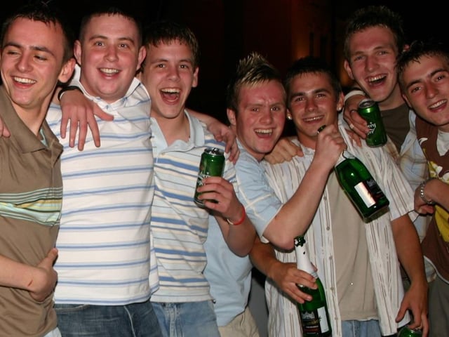 party time with the boys8466dd : .