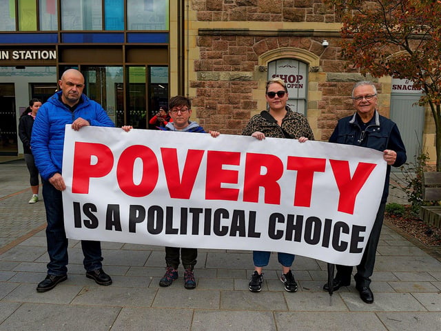 Demonstrators who participated in the Derry Against Fuel Poverty march and rally on Saturday afternoon last. Photo: George Sweeney. DER2239GS – 107