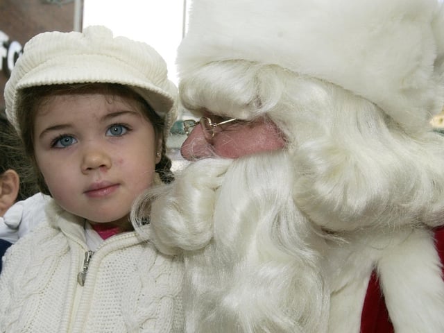 Caitlin Doherty : Santa at Foyleside in 2005.