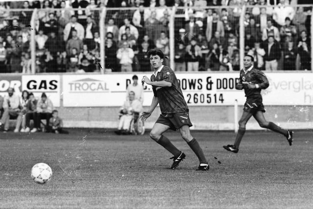 Irish international midfielder Andy Townsend in action for Chelsea at the Brandywell.