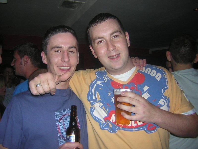 A night out in Derry bars in October 2005