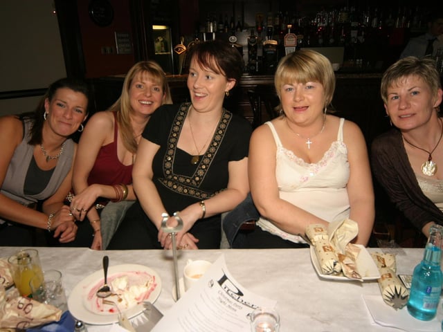 Tescos Lisnagalvin Christmas Party at Pitchers Wine Bar.0234JML : Parties in December 2005.