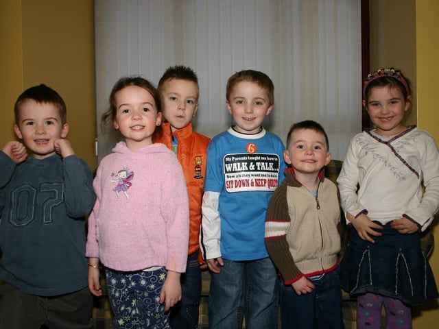 Matthew Wells enjoying his 6th Birthday with friends Patrick, Stacey, Glenn, Conor and Caira. 2932/dd : Parties and celebrations March 2006: Matthew Wells.