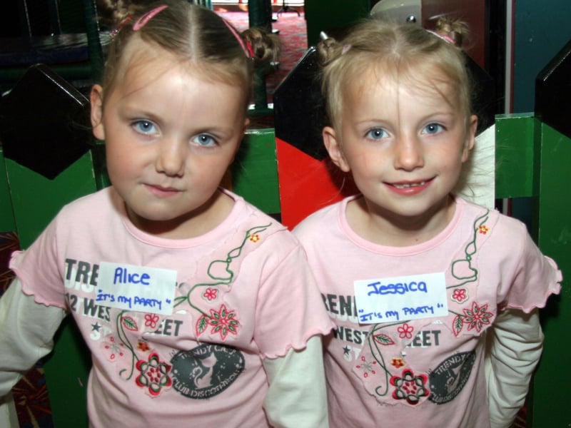 Twins Alice and Jessica Cregan 6th birthday at Bananas 0271JML : Parties and celebrations June 2006: Jessica and Alice Cregan.
