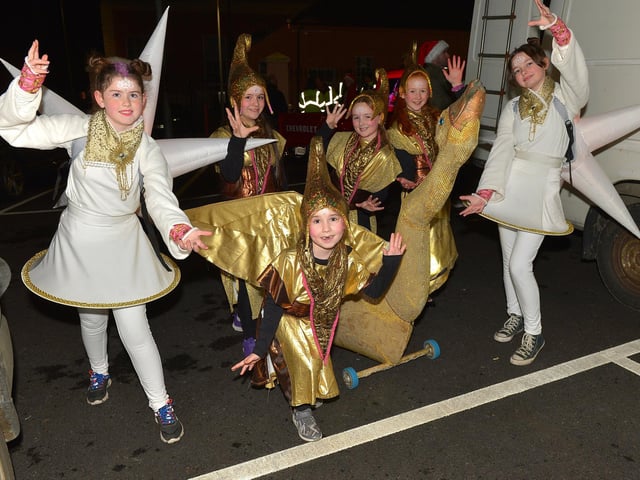 Some of the ‘Stars’ and ‘Golden Geese’ , from Studio 2, who took part in the Derry Christmas Lights parade in 2021. Photo: George Sweeney. DER2147GS – 012