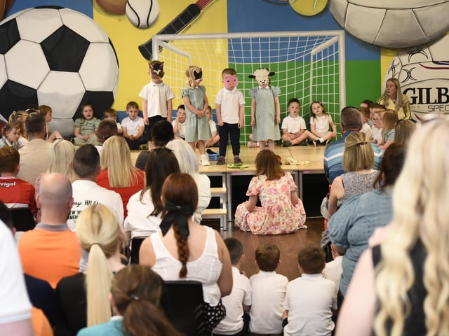 Glendermott Nursery Graduation Day Show : Glendermott Graduation Day.