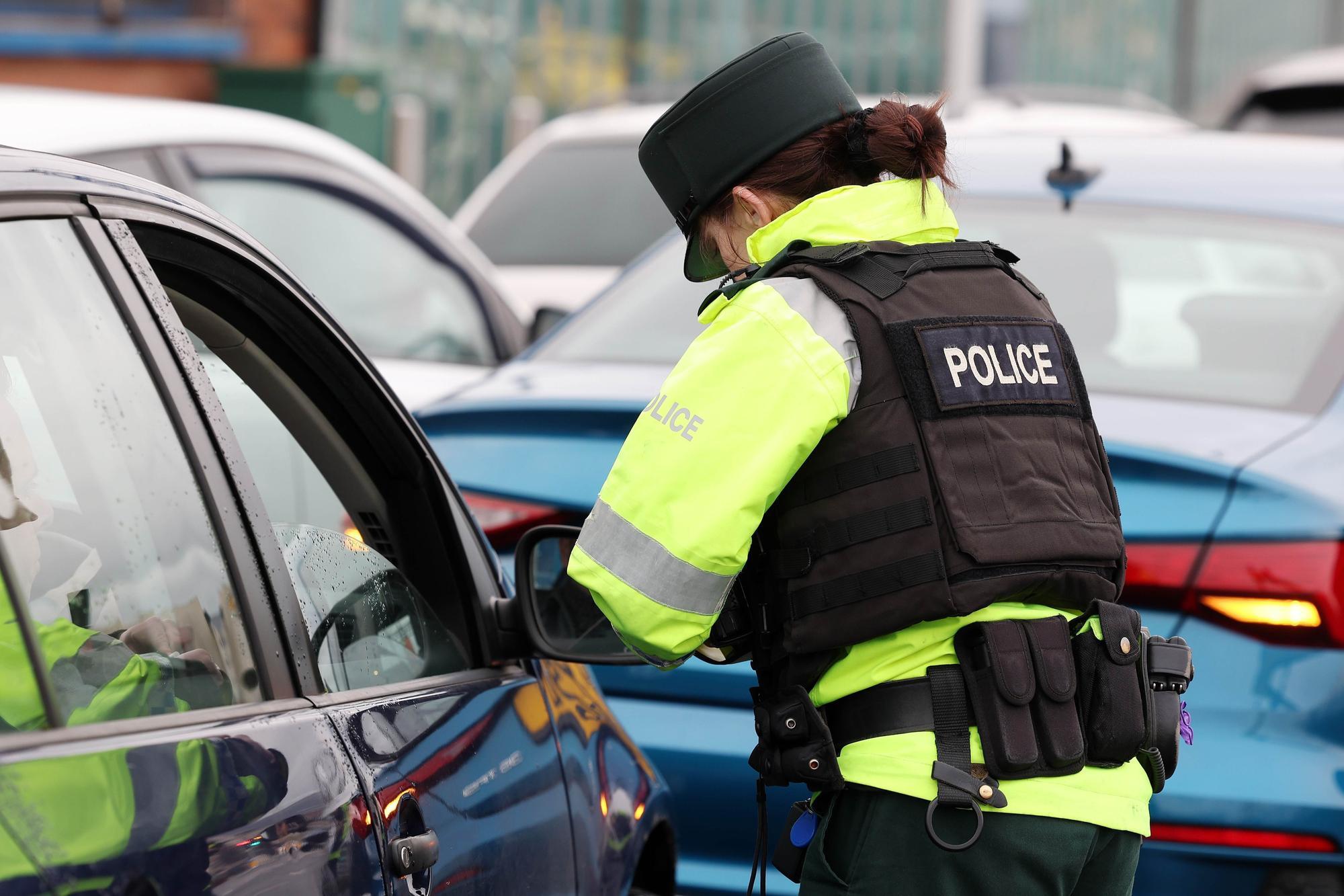 Three jailed for Donegal kidnapping that saw man threatened with chainsaw and shot with crossbow - Vimarsana News