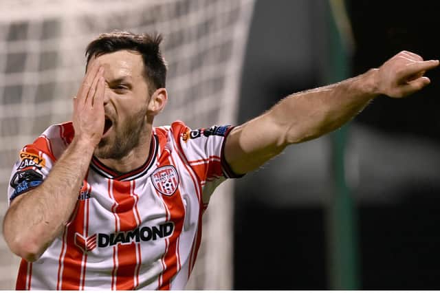 Patrick Hoban with his trademark celebration after finding the net for Derry City. Photo by Stephen McCarthy/Sportsfile