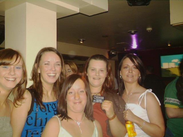 Exif-JPEG-422 : Locals having a good time at Derry's nightlife spots back in June 2005.