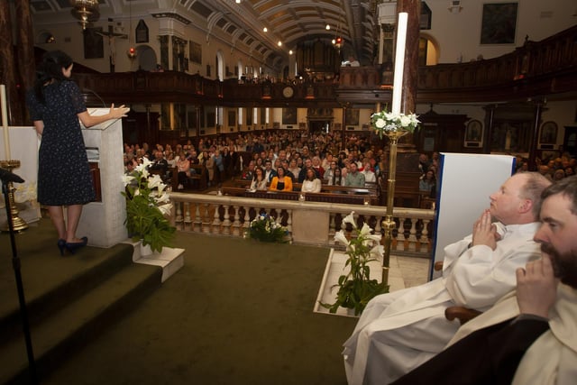 Andrea Corr addressing the attendance at Tuesday night’s Sister Clare Retreat in the Long Tower Church, Derry.