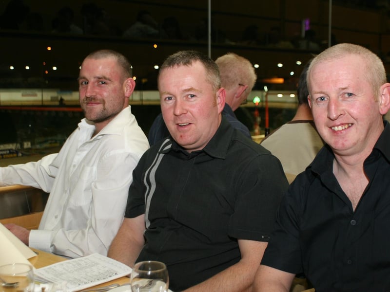 Folks out enjoying the Lifford Races back in January 2005.