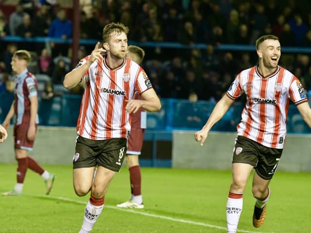 Will Patching celebrates with fellow scorer Michael Duffy after his stunning first half strike for Derry City at Drogheda. Photograph by Kevin Morrison.