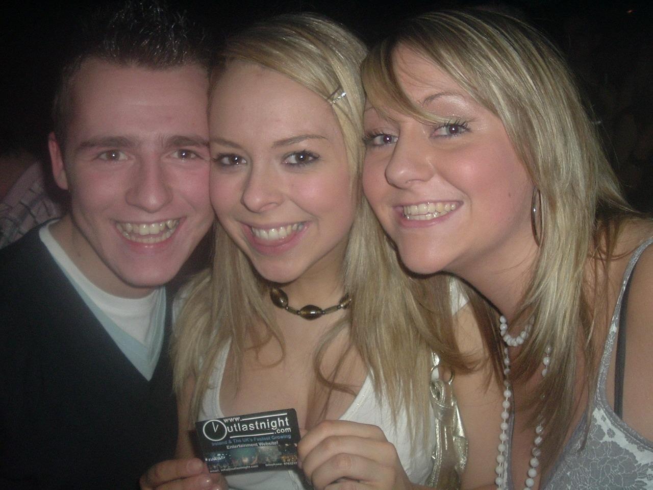 Derry folk captured enjoying a night out in Sugar, January 2006.