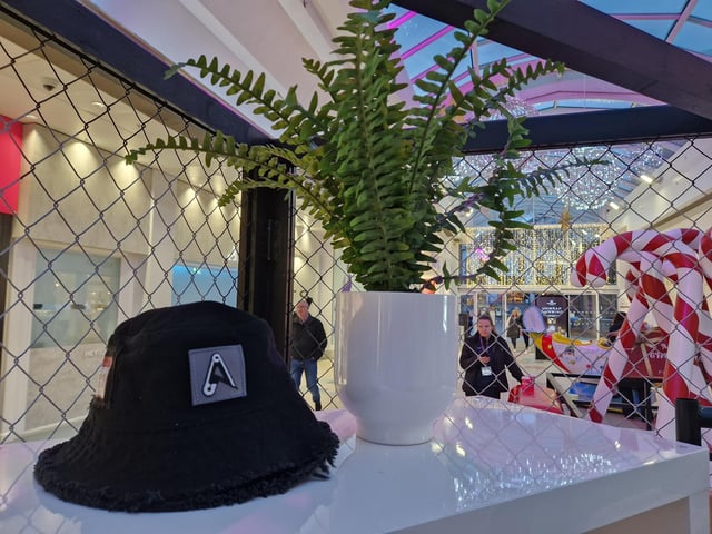 Local Fashion brand Amach has recently opened their first pop-up shop on level four of Foyleside, selling ethically made garments until Christmas Eve.