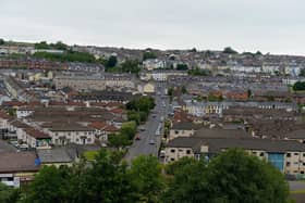 View over Derry.  DER2126GS - 064