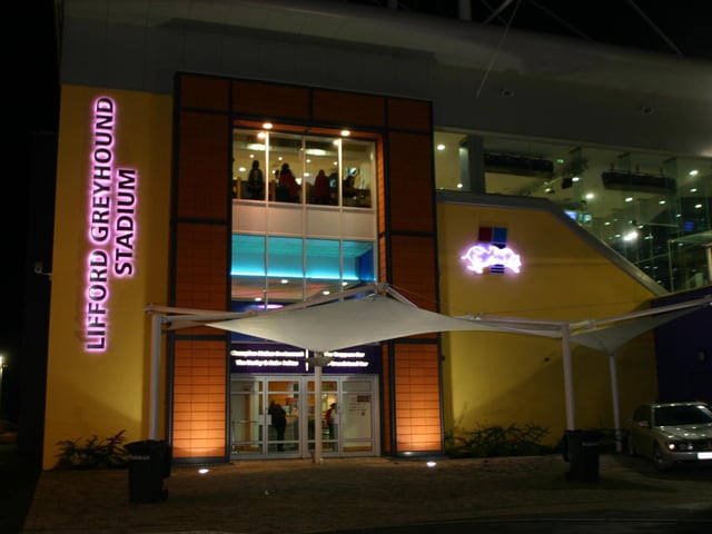 Derry and Donegal people enjoying a night at Lifford races in October 2004
