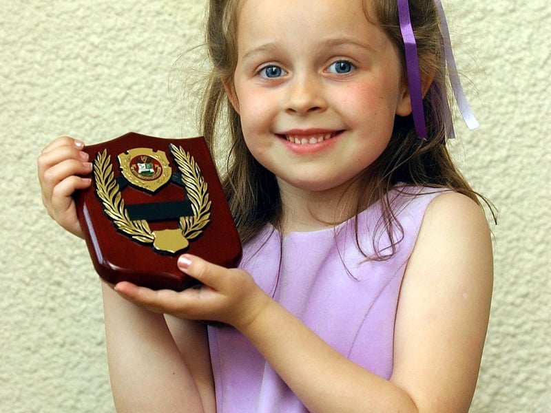 Jessica O'Brien from Malin, a pupils from St Patrick's Girls NS, Carndonagh, winner of the Filiocht 6-8. (06-5C39)