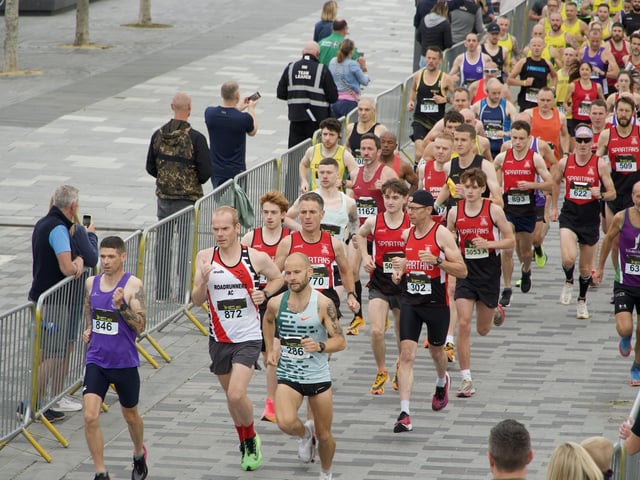 A shot of the leading pack during the early stages of the race.