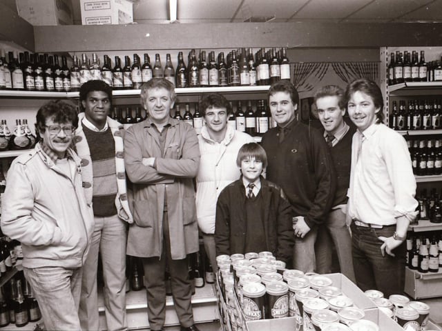 Nelson Da Silva and Noel King meet Derry City fans and staff at Superfare Off Licence.