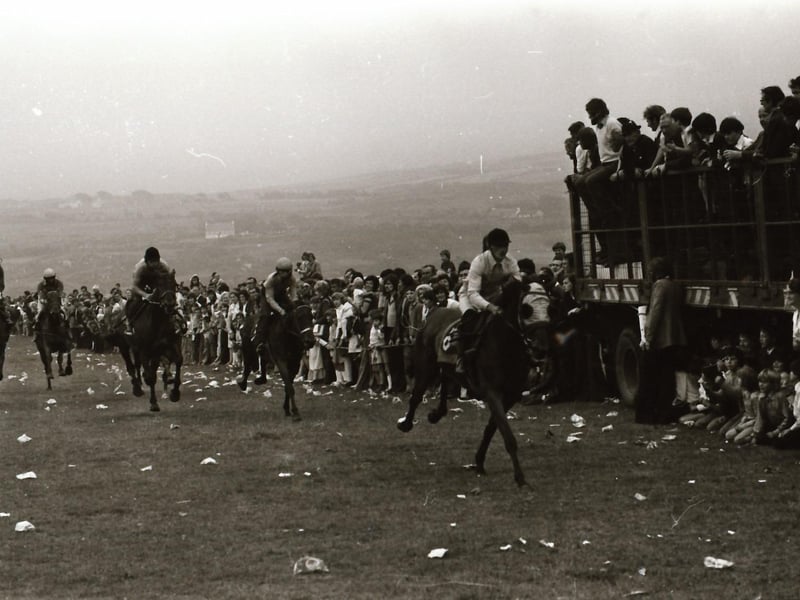 Horse racing in Inishowen.