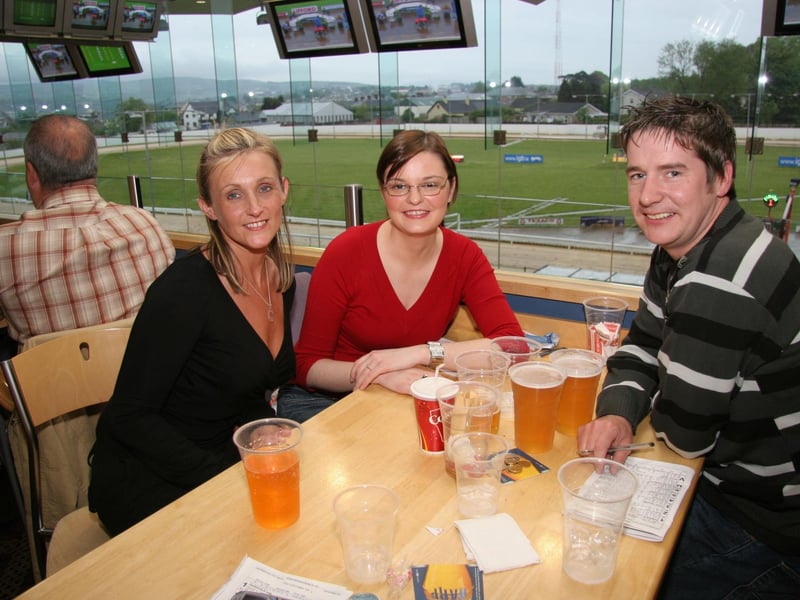 Linda McMenamin, Shauna Meehan, John McMenamin 0592JML : Parties and celebrations June 2006: Lifford Races.