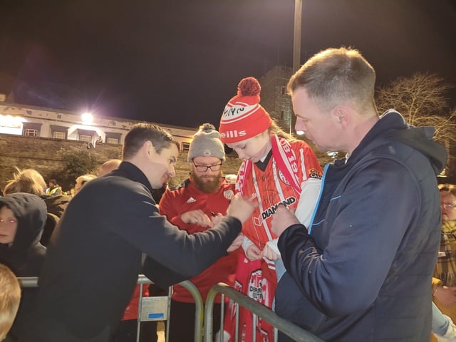 Derry City players' huge welcome home to the Guildhall Square after their FAI Cup Final win.