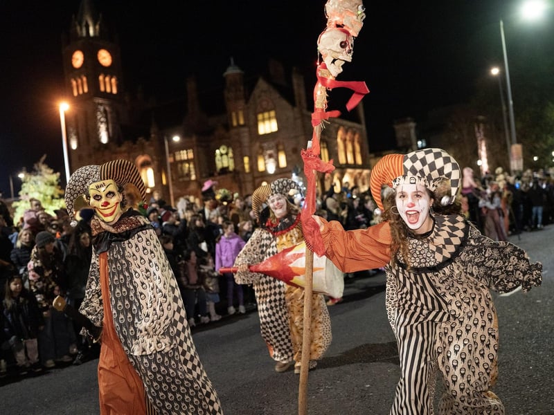 To feel the true spirit of the city, the Carnival Parade is the beating heart of the festival, taking place at 7pm on Hallowe’en night itself.