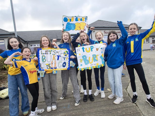 Pupils from Scoil Naomh Mura, Burnfoot showing their support for the Beart GAC hurlers who will take on Lavey in the Ulster Junior Championship final at Celtic Park tomorrow (Saturday). (Photos: Jim McCafferty Photography)