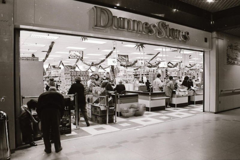 Dunnes Stores food outlet on the top floor of the Richmond Centre back in 1994.