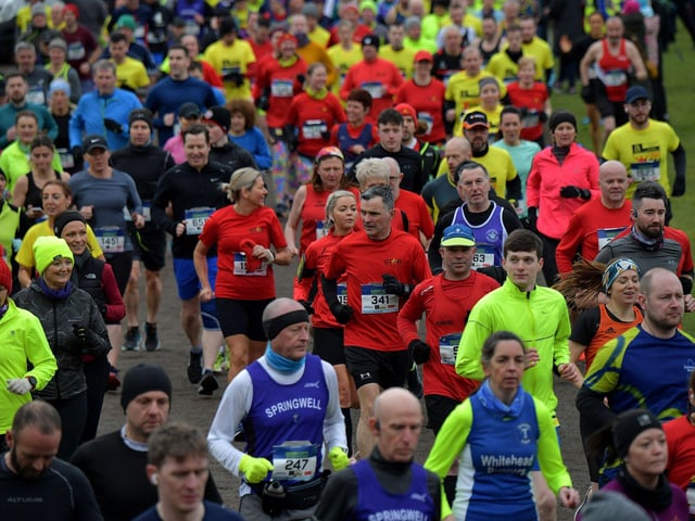 Runners make their way through St Columb’s Park during the Bentley Group Derry 10 Miler road race on Saturday morning. Photo: George Sweeney. DER2310GS – 095