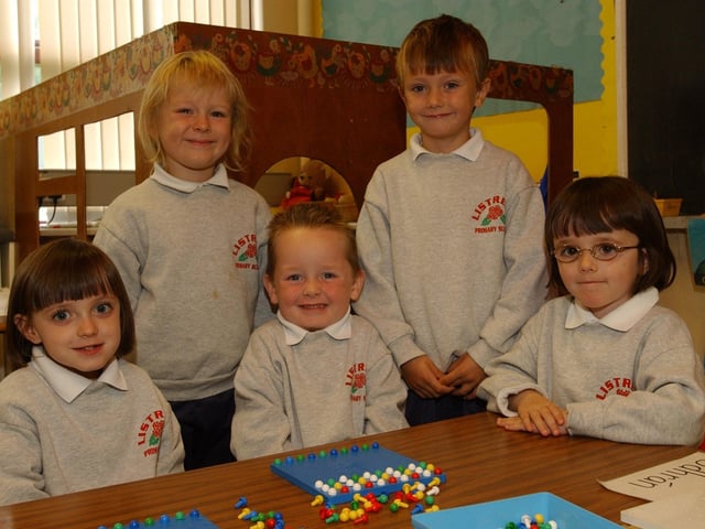 Primary 1 pupils from Listress Primary School. Included, from left, are Anna Coyle, Ethan Doherty, Odhran McGirk, Connor McGee, and Catherine Coyle. (2609PG03):20 years on: Young people across Derry and Donegal starting school in September 2003