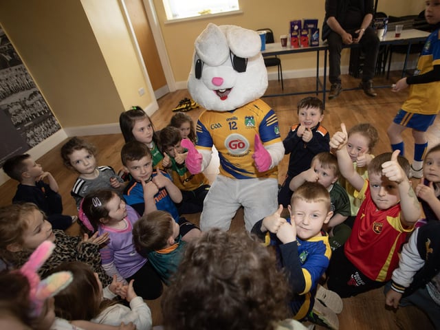 The CLG Beart U6 fundamental group with the Easter Bunny pictured during Saturday's event at the clubhouse. (Photos: Jim McCafferty Photography)