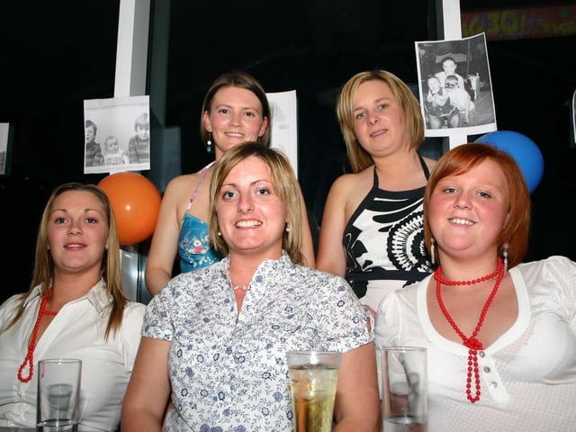 The girls having a fun night out Stephaine, Joanne, Charlene Erin and Catherine. 4044/dd : Parties and celebrations across Derry in May 2006.