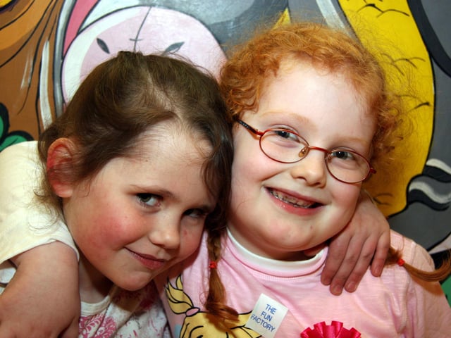 Caoimhe smiles for the camera with best friend Kellie 0036JML : Parties and nights out in March 2006