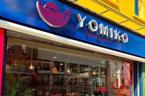 Yomiko Café