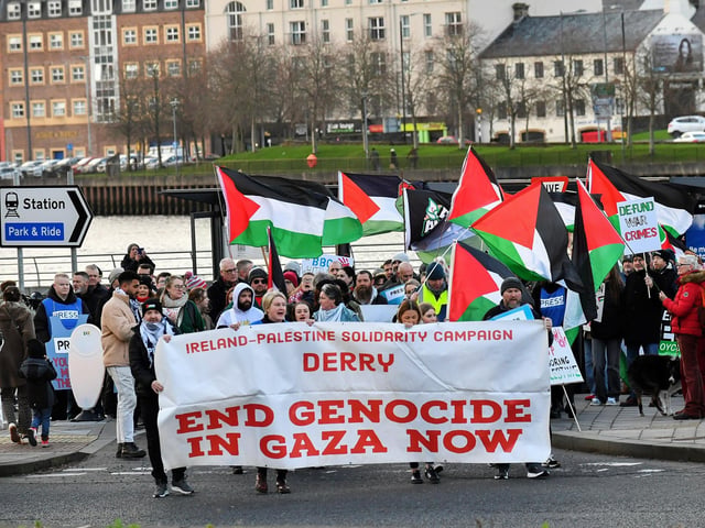 The pro-Palestinian solidarity march leaves the Waterside Transport Hub on Saturday afternoon. Photo: George Sweeney