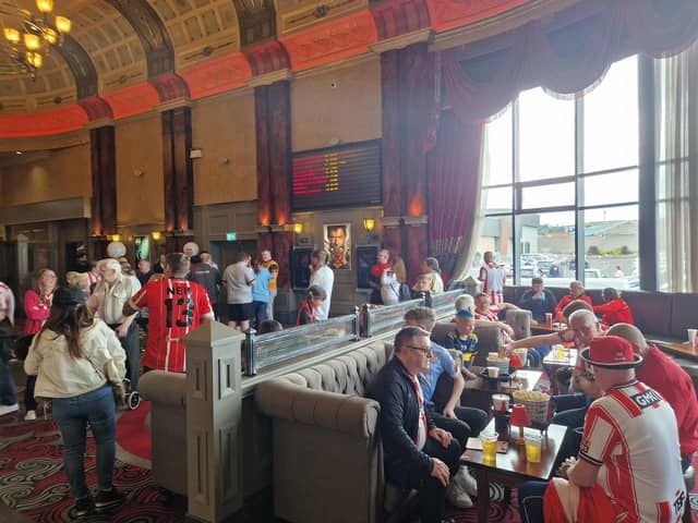 Derry fans in Brunswick Cinema preparing before the match.