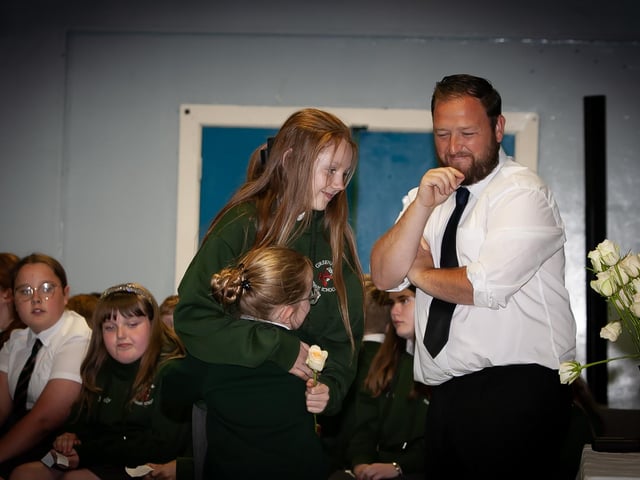 P7 Pupils Sign Off at Greenhaw PS! Jim McCafferty Photography