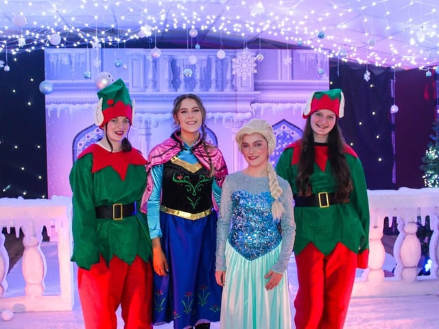Images from the brilliant T'was A Week Before Christmas at Studio 2.