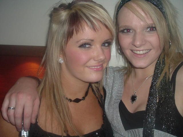 Derry folk captured enjoying a night out in Sugar, January 2006.