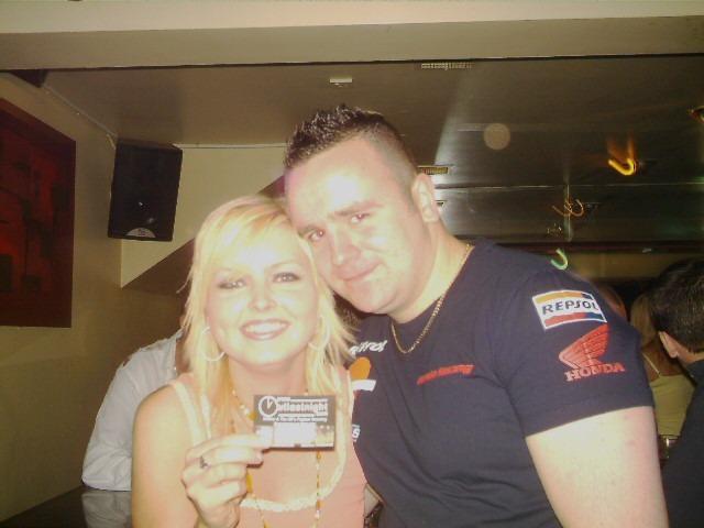 Exif-JPEG-422 : Locals having a good time at Derry's nightlife spots back in June 2005.