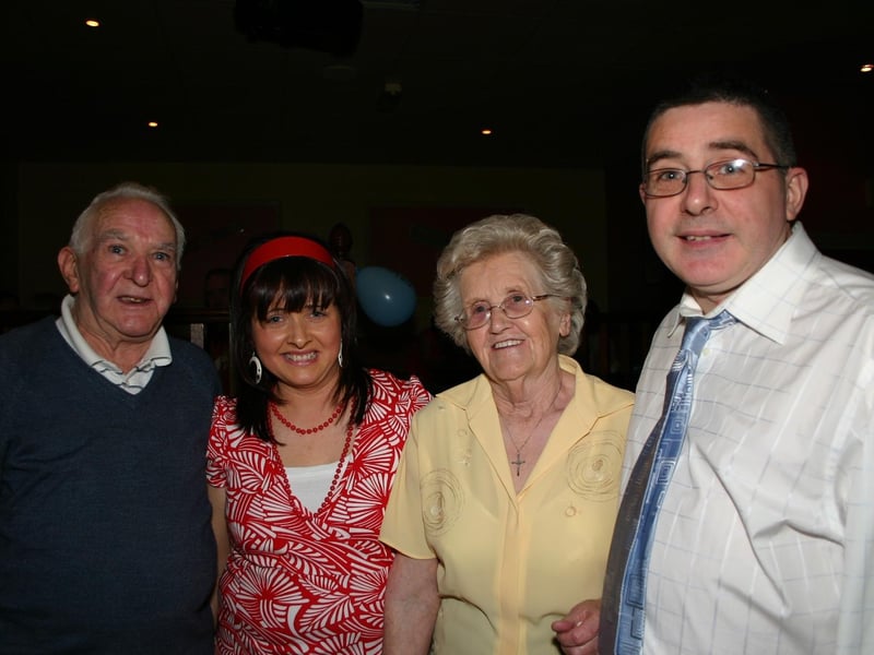 Jeannie with dad Mary, mum Mary and brother William having a good time at the party. 4111/dd : .
