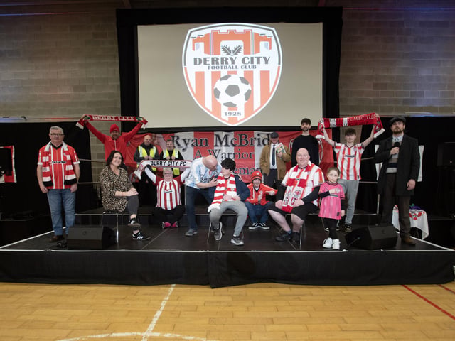 The entire cast of 'City Til I Die' pictured on stage on Tuesday night before the premiere at the Long Tower Youth Club, Derry. (Photos: Jim McCafferty Photography)