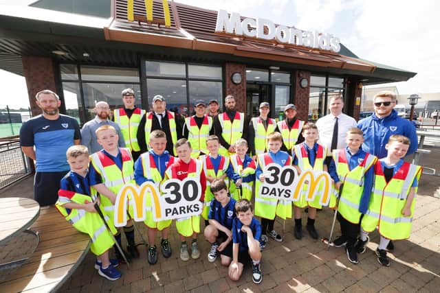 James McShane, Brendan Brown, Mark McGinty, Mark Whelan, Dylan Duncan, Tiernan O’Donaghue, Mairead Parke, Eimear Clarke and Eimhin McGill from McDonald’s Strand Road with Oxford United Stars FC coach Christy Moore and members from Oxford United Stars FC.