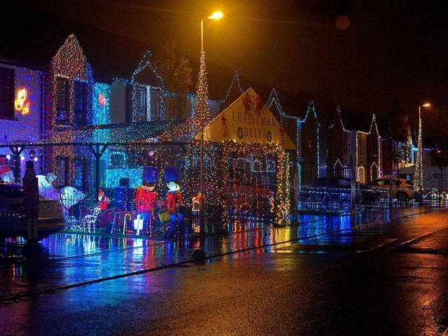 Colourful Christmas Drive aka Racecourse Drive. Photo: George Sweeney. DER2244GS – 042