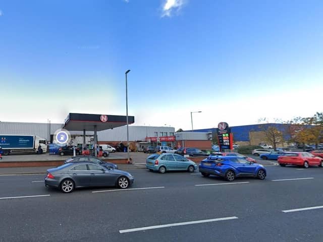 Desmond Motors has applied for a change of use from a filling station and shop to a car sales and display area.