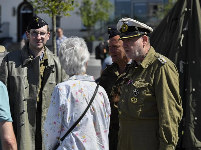 WWII military enthusiasts and collectors gathered in Ebrington square on Saturday to commemorate  BOA80 . Photo: George Sweeney